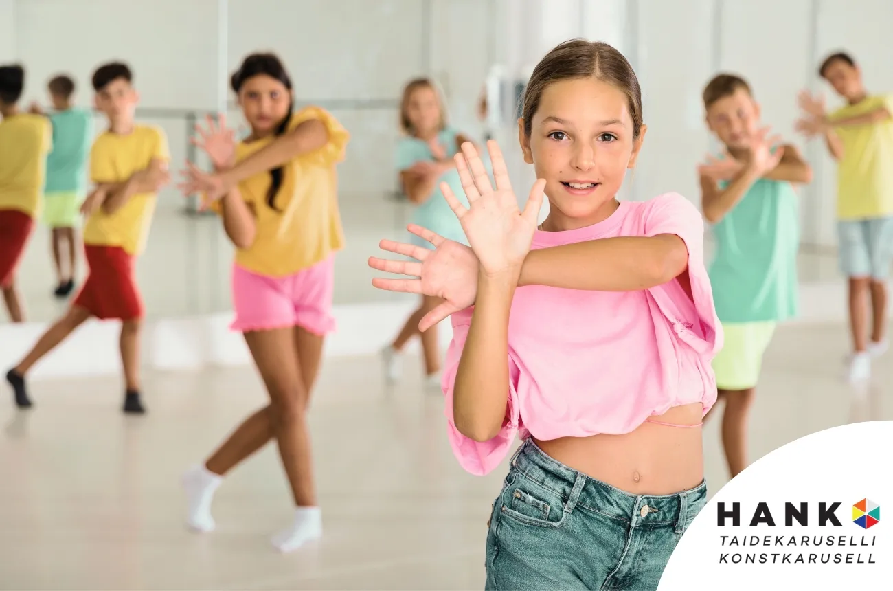 taidekaruselli teatteri ja tanssi (2)